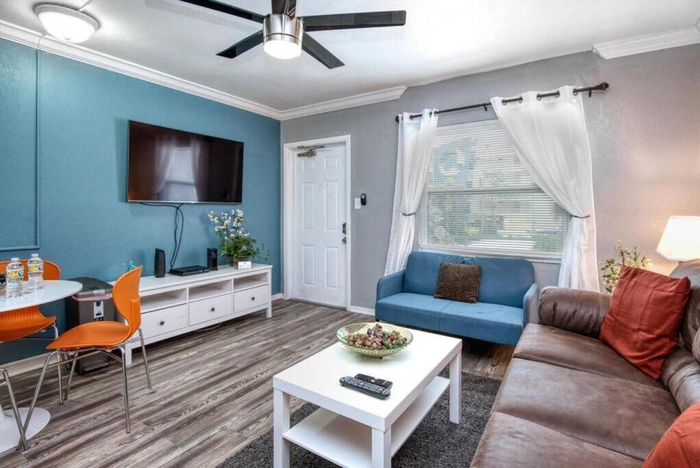 Sunset Beach Suites Of Madeira Beach! Pet Friendly Summer Getaway! Steps To Beach! - Suite 10 St. Pete Beach Luaran gambar