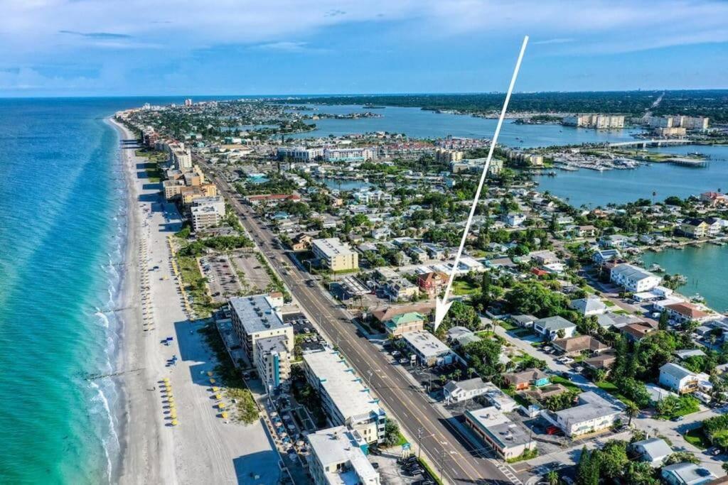 Sunset Beach Suites Of Madeira Beach! Pet Friendly Summer Getaway! Steps To Beach! - Suite 10 St. Pete Beach Luaran gambar